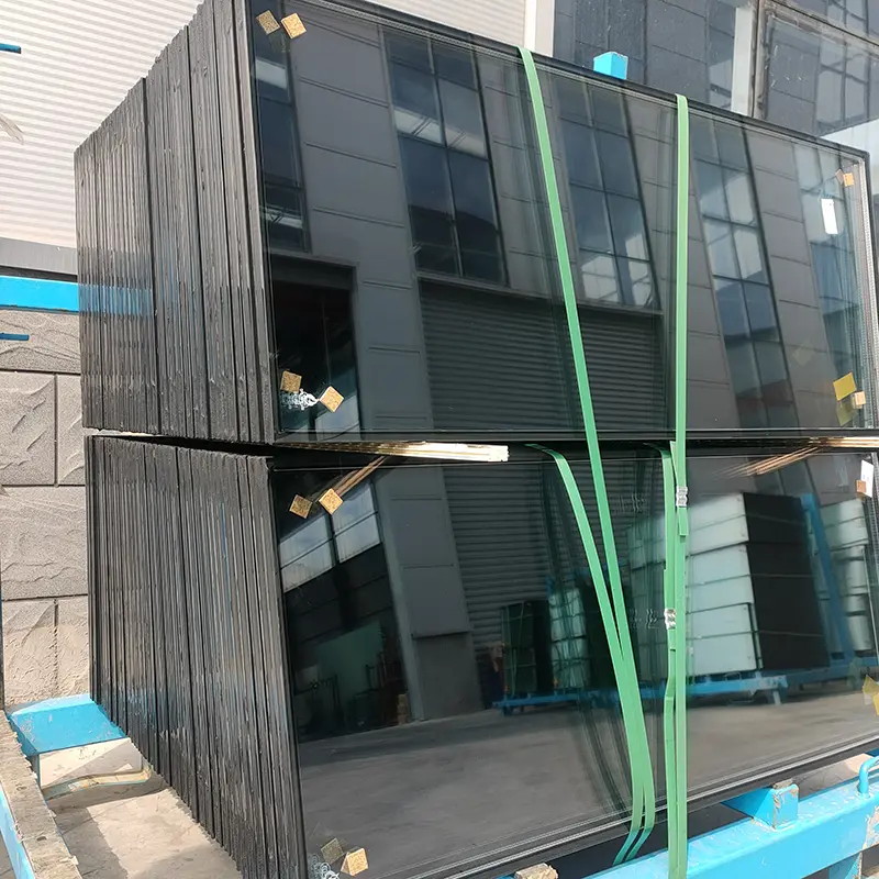 زجاج مقاوم للحريق سماكة 6 ملم